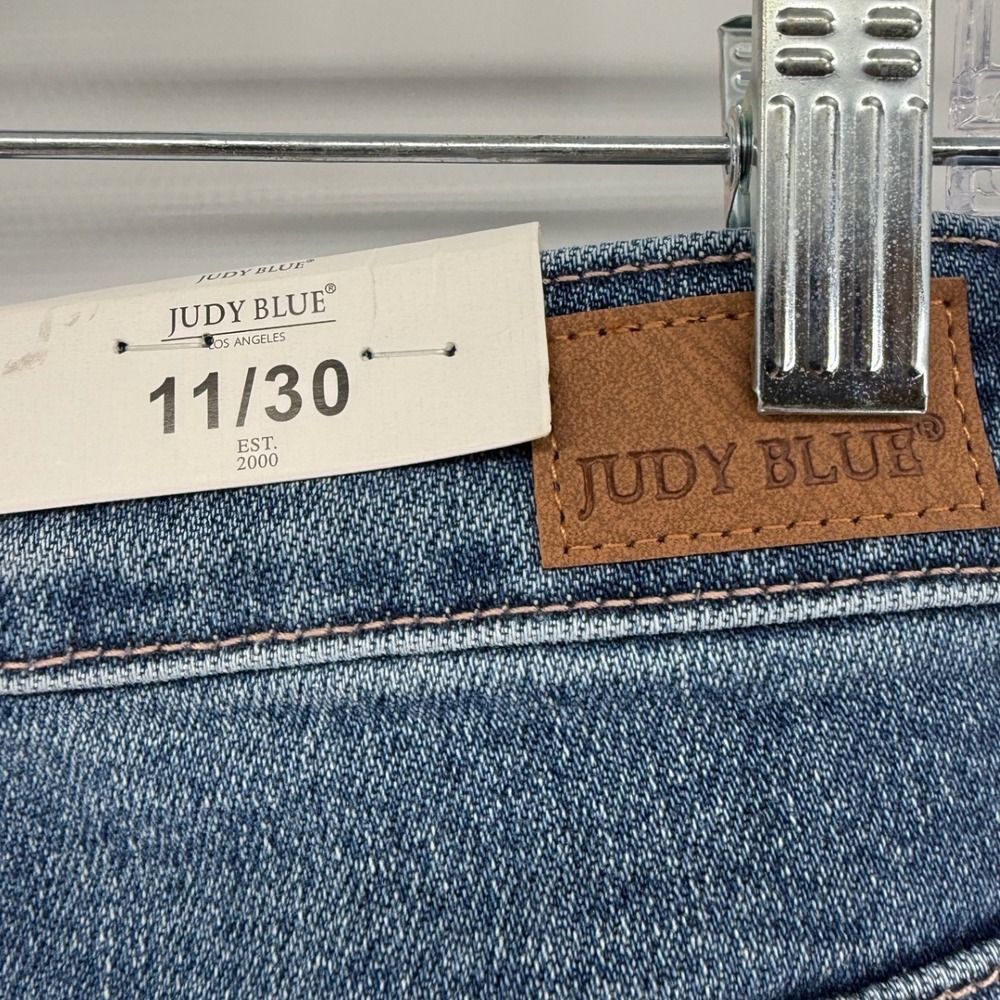 Judy Blue Seeing Rainbows Cropped Jeans High Waist‎ Straight Leg Blue 11/30 NWT - Picture 4 of 9